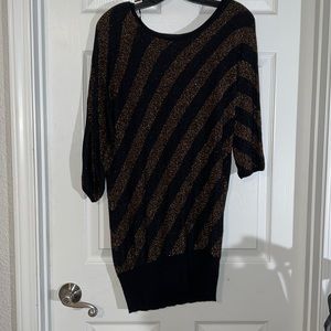 Rock & republic black and gold top. Size M